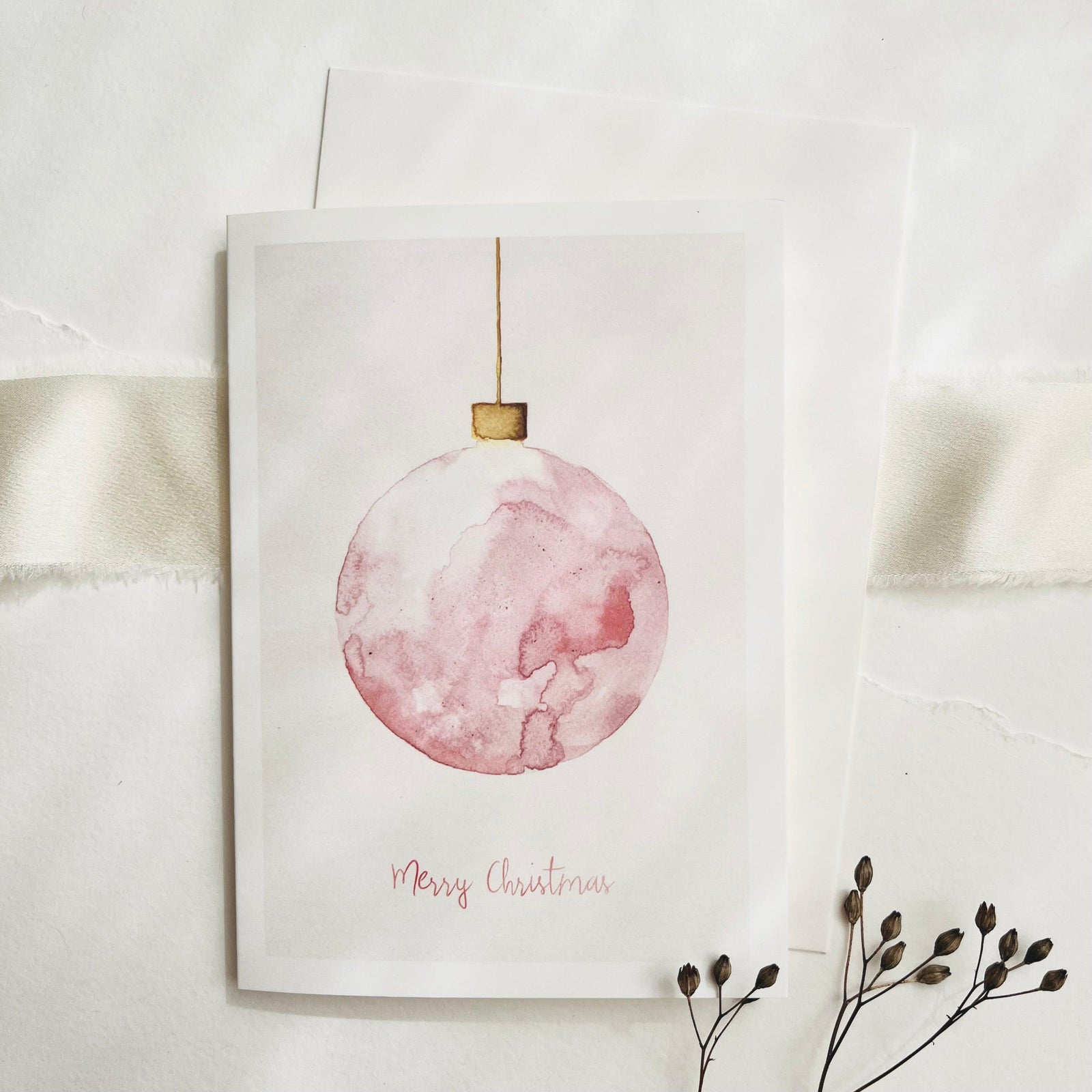 Weihnachtskarte · CHRISTMAS BAUBLE ROSE Grußkarte Leo la Douce 