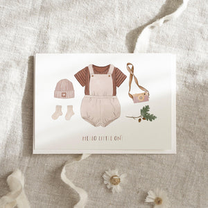 Grußkarte · Baby dress | brown