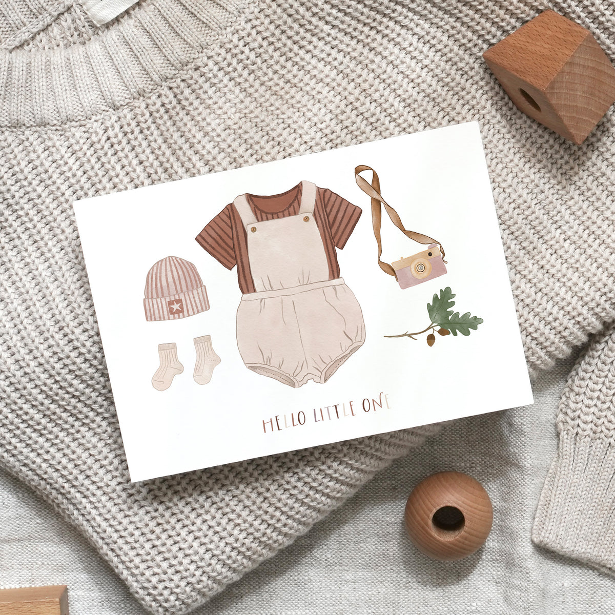 Postkarte - Baby dress | brown