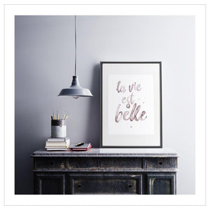 Kunstdruck - LA VIE EST BELLE Kunstdruck Leo la Douce